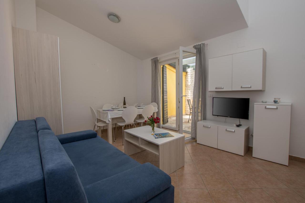 Villas Faro Bašanija Екстериор снимка