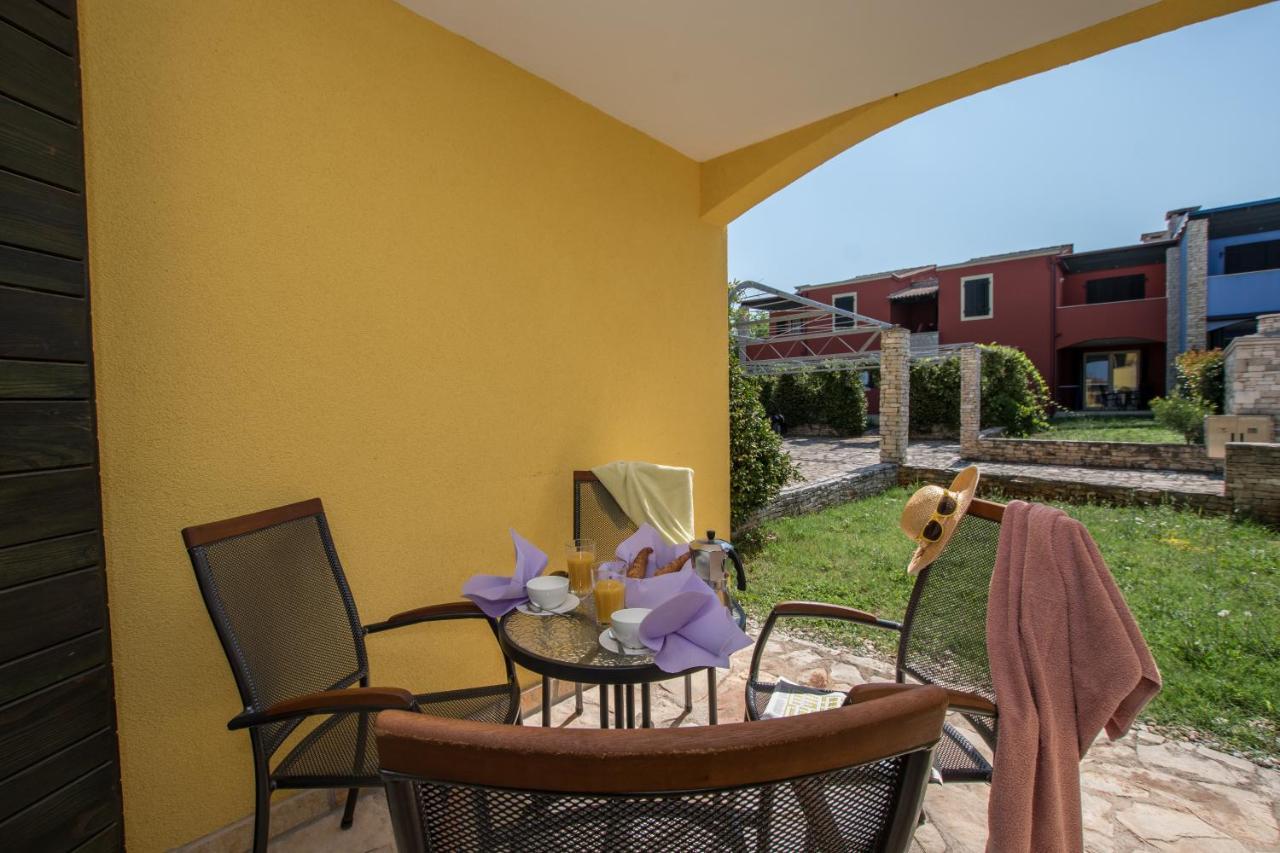Villas Faro Bašanija Екстериор снимка