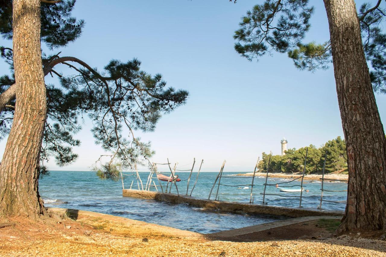 Villas Faro Bašanija Екстериор снимка
