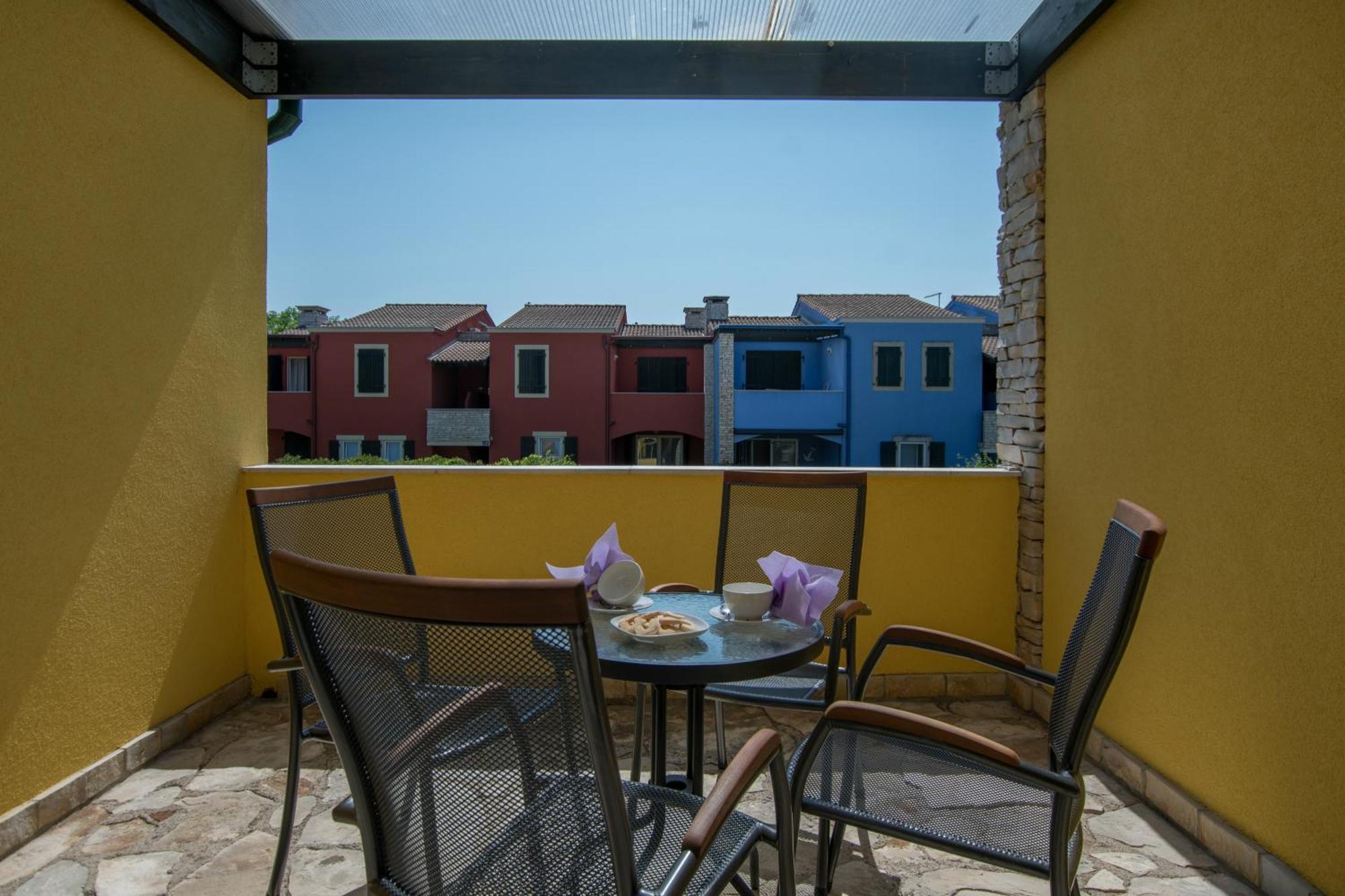 Villas Faro Bašanija Екстериор снимка