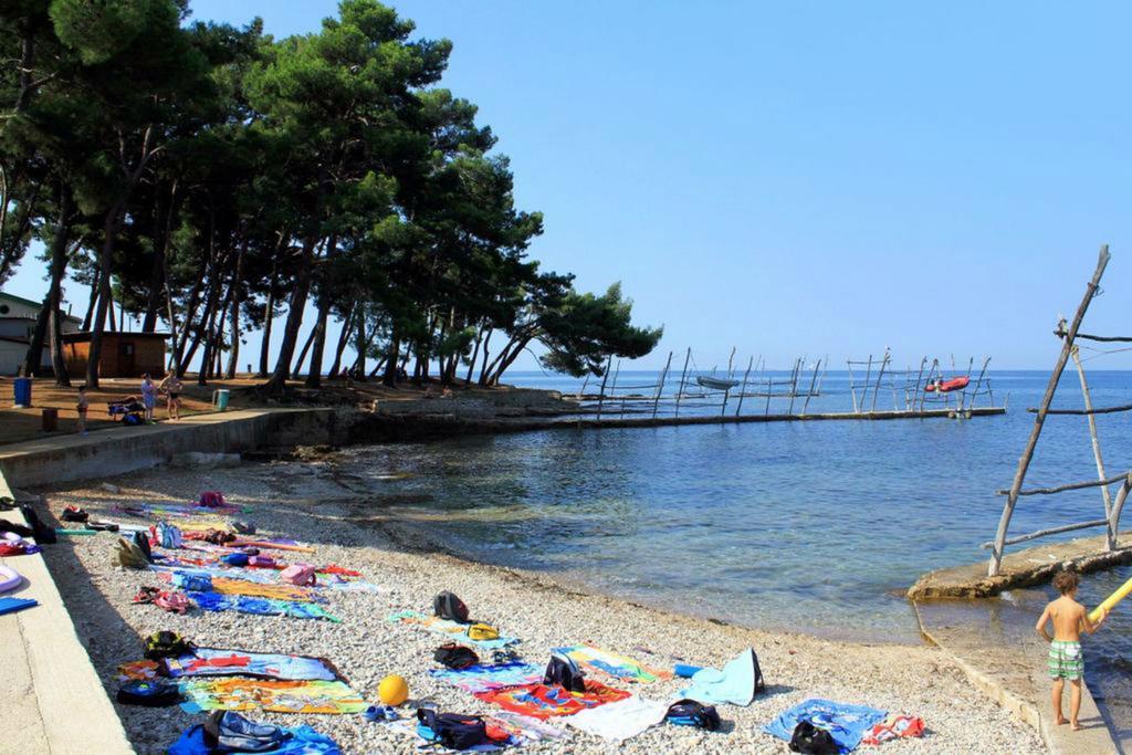 Villas Faro Bašanija Екстериор снимка